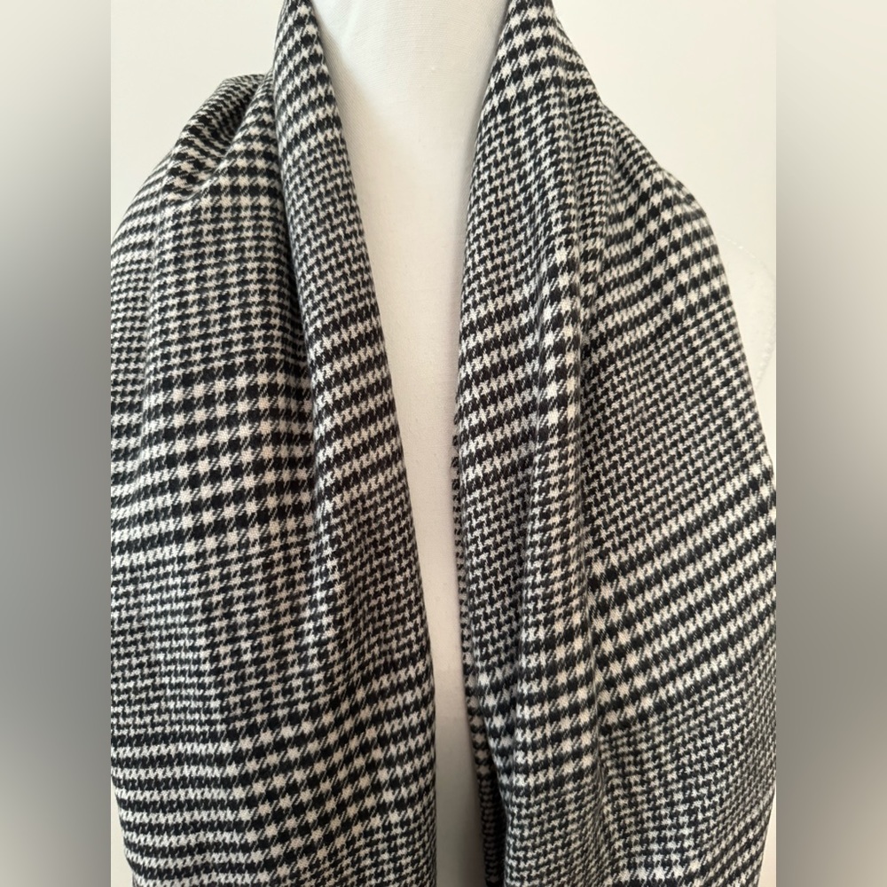 NWOT Cejon Black White Houndstooth Open Front Fringe Poncho Cape OS - Picture 9 of 11